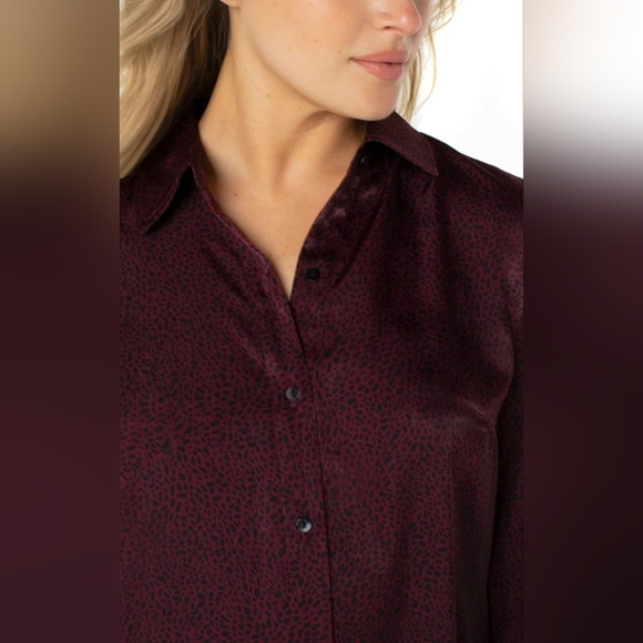 NWT LIVERPOOL WOMEN'S BUTTON UP WOVEN BLOUSE WITH MINI LEOPARD PRINT - Picture 3 of 7